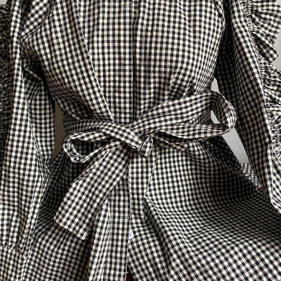 Printed black and white ruffle shirt dress - Picture 10 of 14